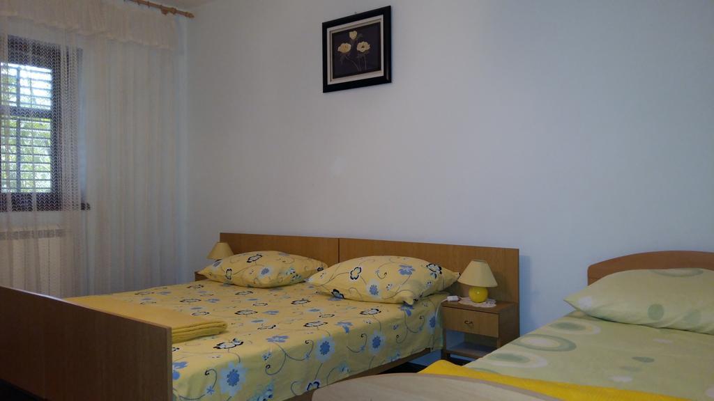 Apartman Dukic Apartment โตรกีร์ ภายนอก รูปภาพ